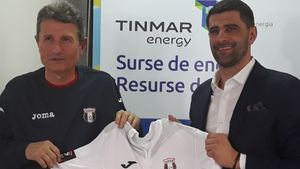 OFICIAL | Gigi Mulțescu, noul antrenor al Astrei. "Nu avem timp să plângem, să ne văicărim". Ce a spus despre debutul în fața CFR-ului