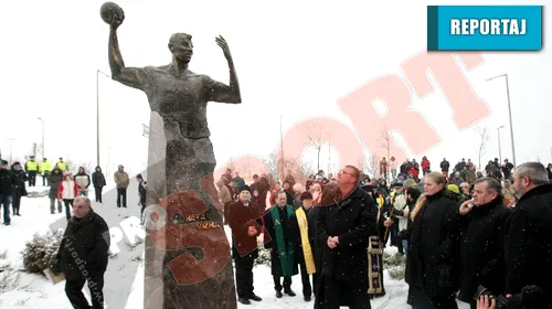 Ungurii i-au cântat ‘Deșteaptă-te, române’** FOTO Statuia lui Marian Cozma a fost dezvelită