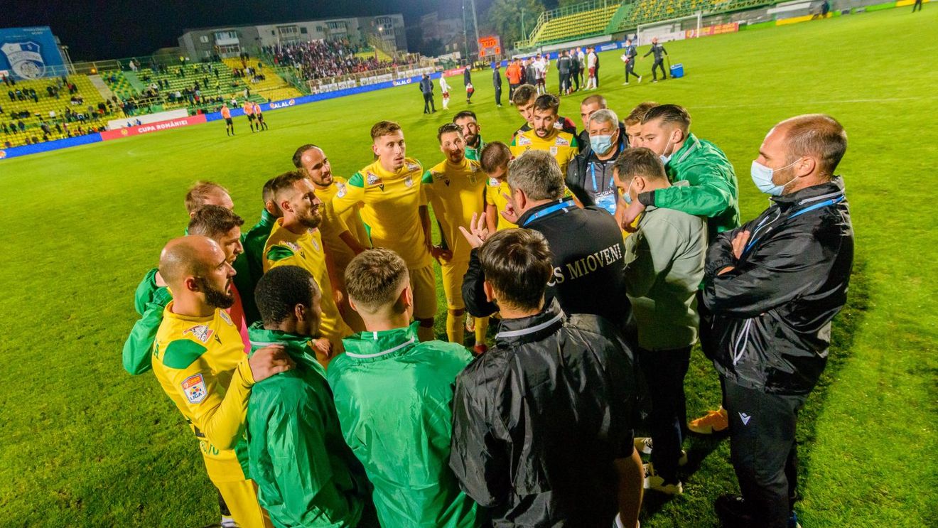 Cei de la Mioveni se tem de focarul de la FCSB. „Nu avem ce face! Am fost anunțați că se joacă”