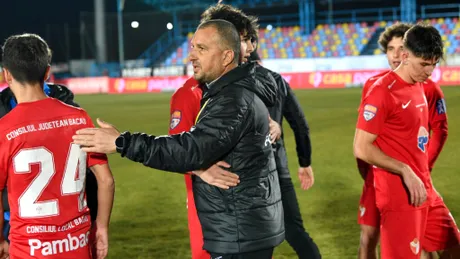 FC Bacău, fruntea Moldovei în Liga 2! Echipa lui Costel Enache nu a pierdut de 10 etape, a încheiat sezonul regular pe locul 9, iar antrenorul anunță obiectivele pentru play-out