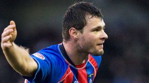 Niculae: "Sper să ajut Iverness în continuare"