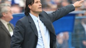 Napoli: „Nu avem voie să pierdem cu Steaua"