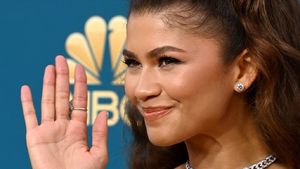 Fanii au luat-o razna după ce Zendaya a îmbrăcat echipamentul de tenis! Ce surpriză pregătește actrița care a scris istorie la Premiile Emmy | GALERIE FOTO & VIDEO