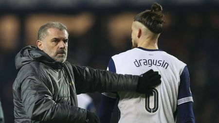 Lista celor 3 manageri din care Tottenham îl alege pe noul antrenor al lui Radu Drăguşin. Ange Postecoglou e demis 99 la sută