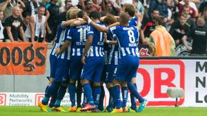 Top Pariu: 100% fotbal » Pachetul Zilei ajunge la cota 12.05 »»