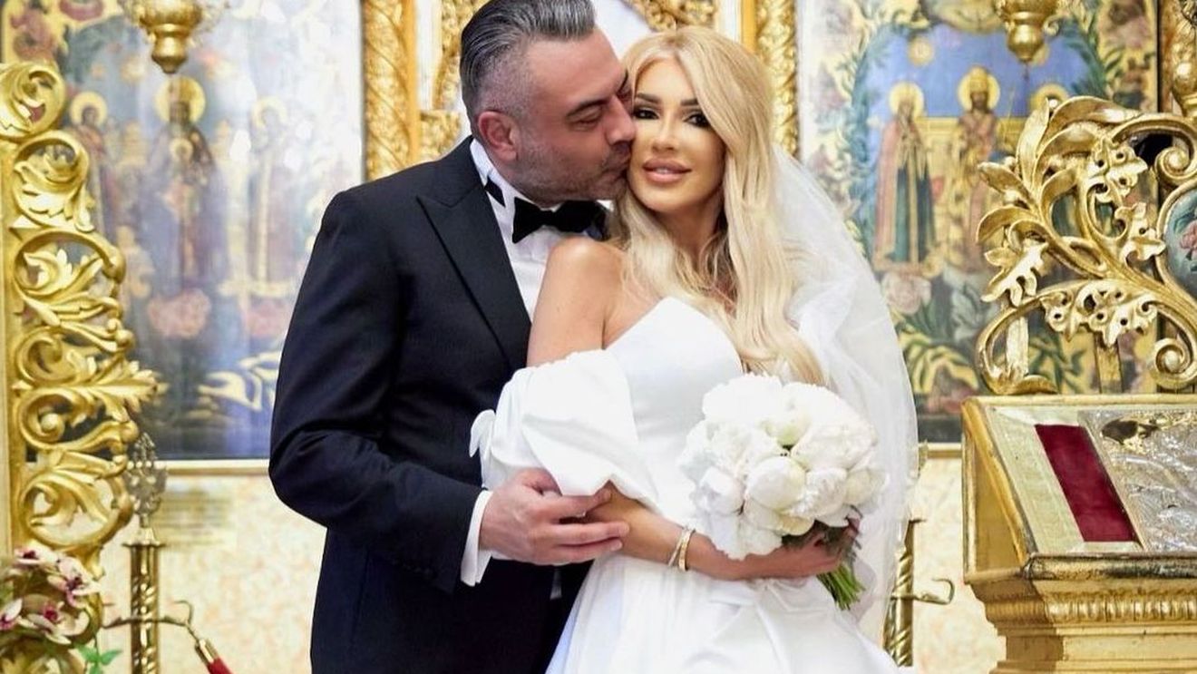 Bogdan Vasiliu s-a căsătorit religios cu aleasa inimii sale, Alina Petre! Ce superstiție a respectat președintele CS Rapid la nuntă: „Am făcut acest legământ pentru noi”