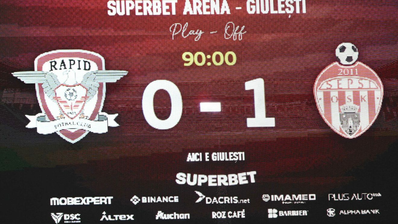 Gestul care a trecut neobservat imediat după fluierul final al meciului Rapid - Sepsi! Cine a venit direct la Cristiano Bergodi și cum s-a încheiat totul. EXCLUSIV