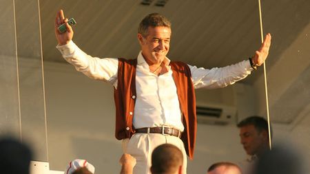 "E un nobil pe teren!** Dacă îl bagi la BarÃ§a, joacă fără probleme în angrenajul lor!" EL e jucătorul care l-a EXTAZIAT pe Becali: