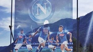 Când iubirea se transformă în ură. FOTO | Fanii lui Napoli au avut grijă ca "trădătorul" Higuain să le înțeleagă mesajul. Ce au făcut în oraș după ce "Pipita" a plecat la Juve