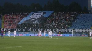 Emoționant! Un gest de aplaudat în picioare!** Steliștii au trecut peste rivalitatea cu Dinamo și au afișat un mesaj demn de toate laudele