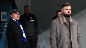 Premoniția bizară a lui Gigi Becali despre Adrian Mititelu jr. Ce a spus miliardarul din Pipera, după FCSB - Rapid 2-2, despre fiul lui Adrian Mititelu și dezvăluirea despre discuția purtată între milionari: „Bă, vrei să vorbesc eu cu el?”