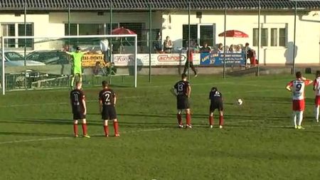 Au încercat să execute un penalty după "metoda Cruyff" și au devenit eroi peste noapte. VIDEO