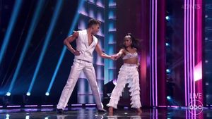 Jordan Chiles a primit un cadou de la legendarul Stephen Curry după ce rivala Anei Bărbosu a debutat în show-ul TV „Dansând cu vedetele”