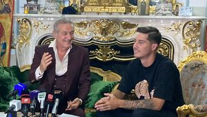 Adrian Mititelu îl felicită pe Gigi Becali pentru ultimul transfer de la FCSB: „E o pasăre rară acest băiat! L-aș fi luat și eu”