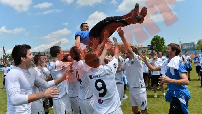 Viitorul a promovat în Liga I!** Hagi: "E prima oară când m-am trezit dimineața cu emoții! Jucătorii merită toate felicitările!" Ce spune despre o revenire pe banca tehnică / FOTO