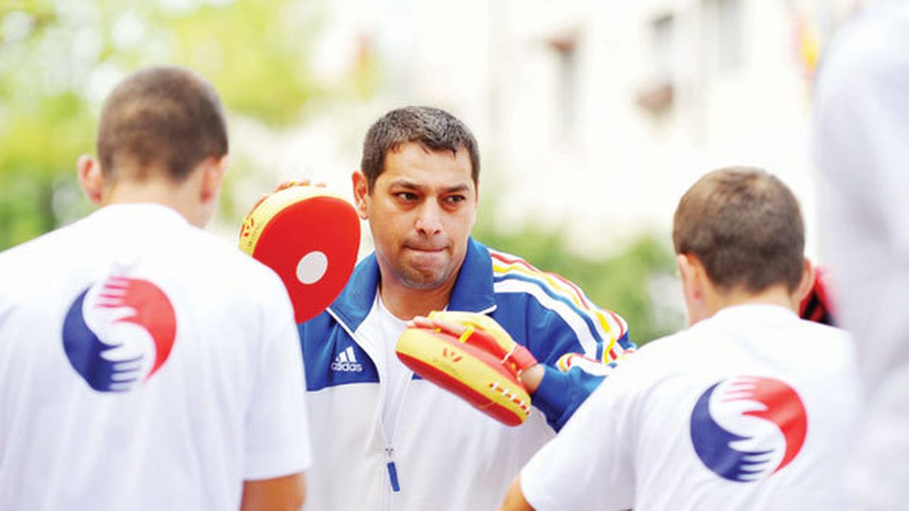 Simion, antrenor la lot! Fostul campion mondial e noul "selecționer" al lotului național de box