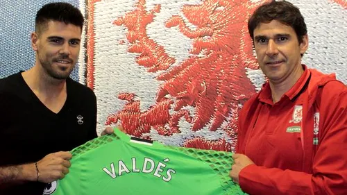 Pas uriaș în spate pentru cariera lui Victor Valdes. OFICIAL | Fostul portar de la Barcelona a semnat cu o echipă 
