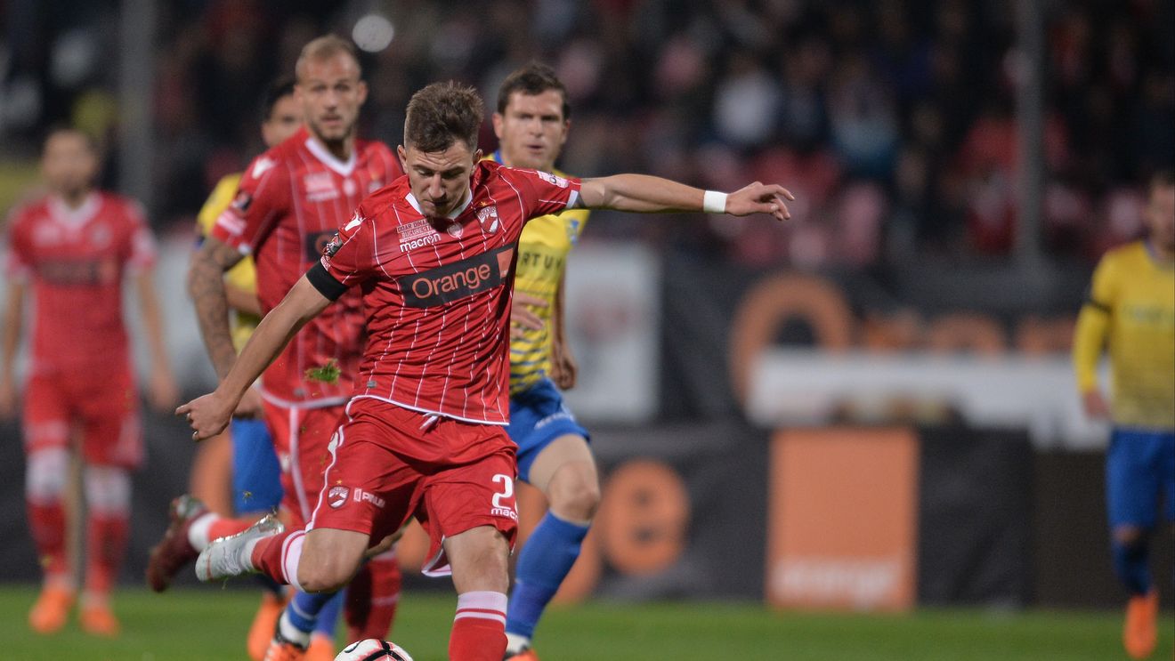 Dinamo - Dunărea Călărași 2-0. Nistor și Montini au adus prima victorie din play-out pentru "câini". Cum arată clasamentul