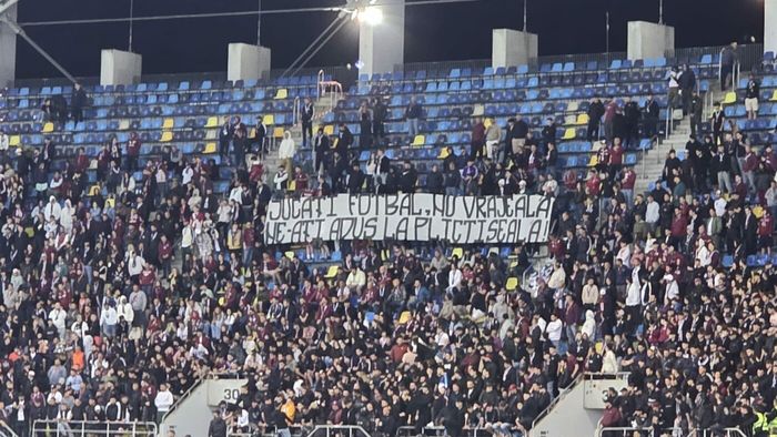Ce s-a întâmplat la Arena Națională după Dinamo - Rapid 3-1. Fanii giuleșteni s-au năpustit împotriva fotbaliștilor lui Șucu: „Să vă fie RUȘINE! Plecați!”