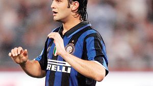 VIDEO / Umilință pentru Chivu!