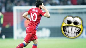 Trebuie să le citești! A fost spectacol total în Liga I! Cele mai TARI "perle" din 2011!** Replica anului îi aparține lui "Nilă" Costea :)