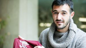 INTERVIU Vidanov: "Îmi dau viața pentru Rapid!"** Cum se descrie noua achiziție din Giulești