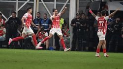Secretele revelației Martin Pascual la Dinamo. A patra variantă de stoper a ajuns titularul pe care nu l-a driblat nimeni în Superliga! EXCLUSIV