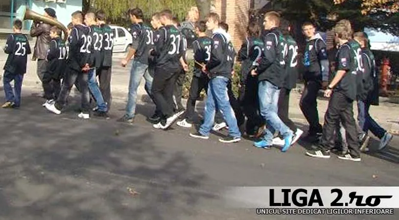 Jiul va juca, sâmbătă,** cu banderole negre