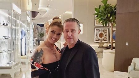 Anamaria Prodan nu vrea să audă de divorț și anunță: „Dumnezeu nu lasă nimic sfânt să dispară! Laurențiu Reghecampf este soarele familiei noastre”