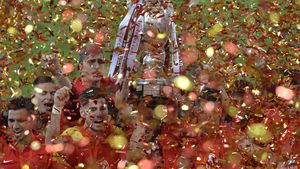 CFR Cluj are un nou antrenor! Și-a întrerupt de urgență vacanța și vine să semneze contractul. Cine e "urmașul" lui Dan Petrescu
