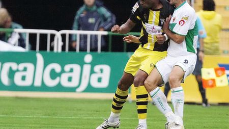 Cordoba neagă tratativele! Lopes: **"Nu știu nimic de un transfer la Steaua!"