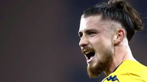 Radu Drăgușin, transfer fantastic la Bayern Munchen! Campioana Germaniei negociază bomba deceniului pentru România