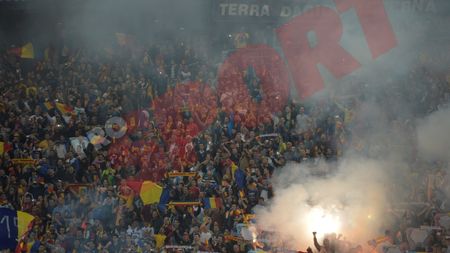 FOTO | Jandarmii i-au luat pe sus. Fanii echipei Dinamo au fost evacuați de pe Național Arena în minutul 15 al meciului România  - Ungaria 