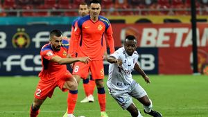 "Nici dacă mi-l aduce, nu-l mai primesc!". Unul dintre cei mai talentați fotbalişti din Superliga, pus la zid de antrenorul său pentru lipsa de profesionalism. EXCLUSIV