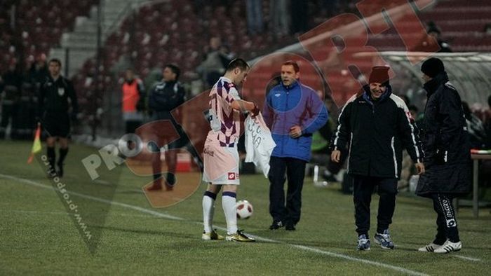 Minteuan, supărat pe arbitraj:** "Imaginile vorbesc! Multă lume ține ochii închiși"