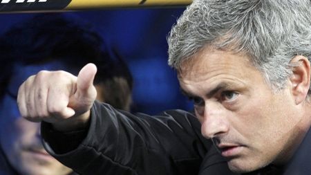 Mourinho pregătește cea mai grea lovitură singurului antrenor pe care îl idolatrizează!** Real vânează un om de bază de la Manchester