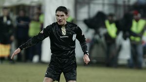 Kovacs, la Gloria Buzau-Rapid