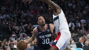 Lovitură de proporții în baschetul românesc. Americanul cu 6 sezoane jucate în NBA și cu multiple prezențe în națională a semnat: „Sunt un om simplu”. EXCLUSIV