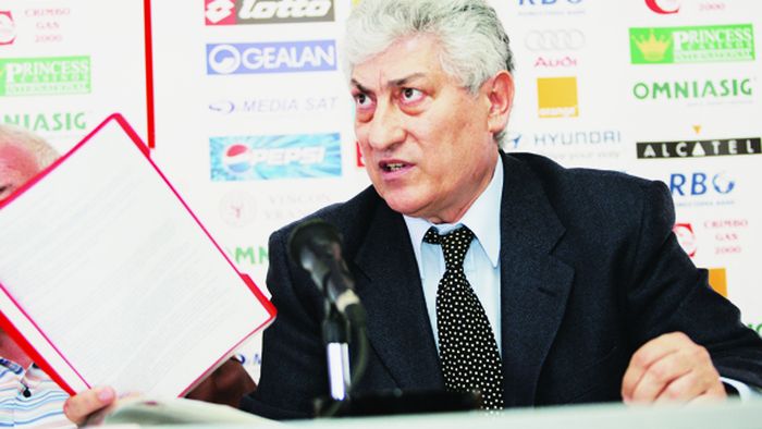 Borcea l-a dat afară, Badea l-a numit în locul lui "Leonidas"!** Vezi cine e noul nr 2 de la Dinamo!