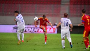 Dumitru Dragomir nu a fost impresionat de jocul naționalei: "Nu mi-a plăcut meciul, dar vom defila în grupa asta. Cu Pițurcă pe bancă"