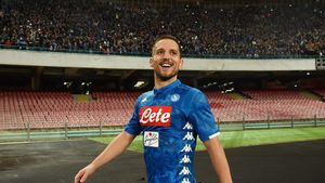 FlashBack Dries Mertens | Cerințe SBC, recompense, dată de expirare și ultimele informații despre cardul jucătorului belgian