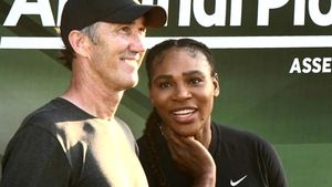 Se răzbună Serena Williams după ce Simona Halep i-a „furat" antrenorul!? Americanca a revenit pe teren, iar Darren Cahill a stat cu ochii pe ea | VIDEO