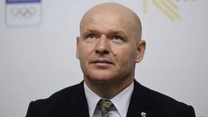 Frații Pavăl, lovitură de 15.500.000 de euro. Patronii echipei de fotbal din Bacău şi-au extins imperiul Dedeman la Alexandria