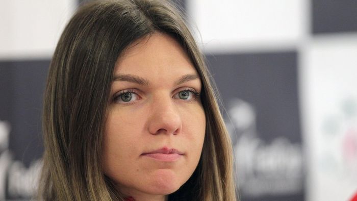 Simona Halep s-a delimitat de echipa de Fed Cup a României! Ce a făcut „Simo" în timpul umilinței din Polonia | FOTO & VIDEO