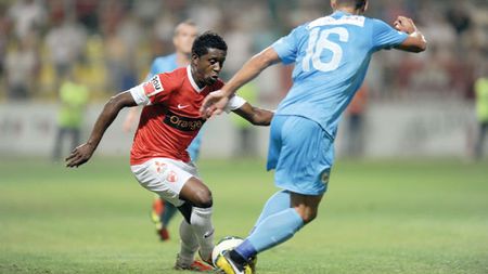 Intră Alvarez!** Bonetti vrea să-l introducă pe hondurian cu Gloria și se gândește să-l titularizeze chiar și în derby-ul cu Rapid