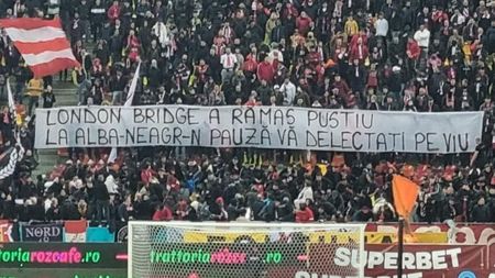 Gafa suporterilor dinamoviști din meciul cu Rapid! Au vrut să-și ironizeze rivalii, dar au comis-o: ce mesaj greșit au scris