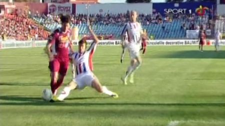 VIDEO Meci nebun pe malul Dunării!** 3 decizii care puteau influența soarta partidei, judecate corect de arbitri