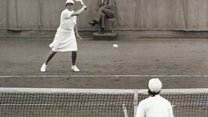 SPECIAL | 'Simonna' lor dragă. Cine este următorul star din tenis care își va împrumuta numele unui teren la Roland Garros: de la dreapta Generalului de Gaulle, în Tennis Hall of Fame