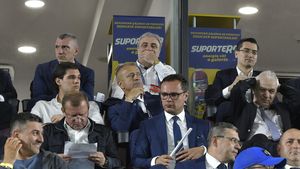 Dinamo trage de un oficial al Federației Române de Fotbal. Șefii vor să își întărească organigrama cu un fost jucător care a câștigat trofee în „Ștefan cel Mare”. „Sunt deschis să merg la orice club” | EXCLUSIV