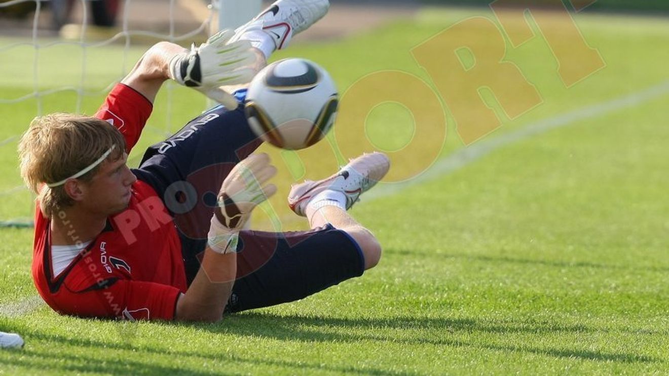 Arlauskis în locul lui Tătărușanu? "Am vorbit la Steaua, le-am spus ce salariu și ce beneficii am!" Lituanianul rămâne liber de contract